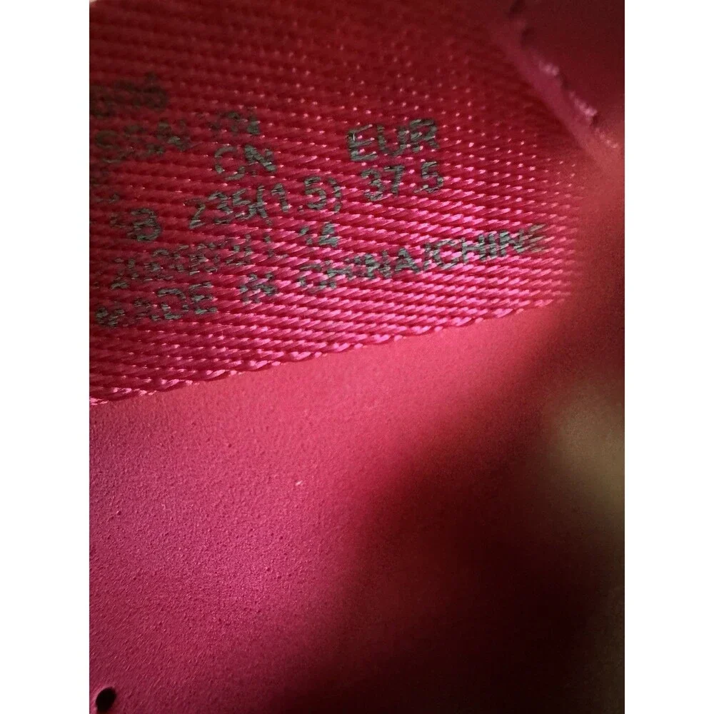 Coach pink logo